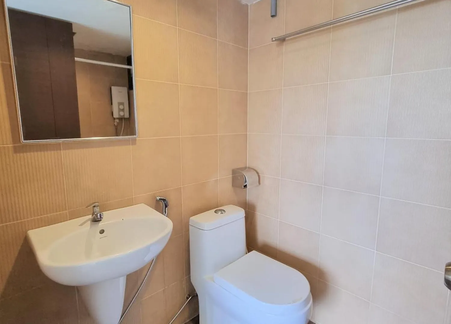 Aloka Seaview Apartment Batu Feringgi