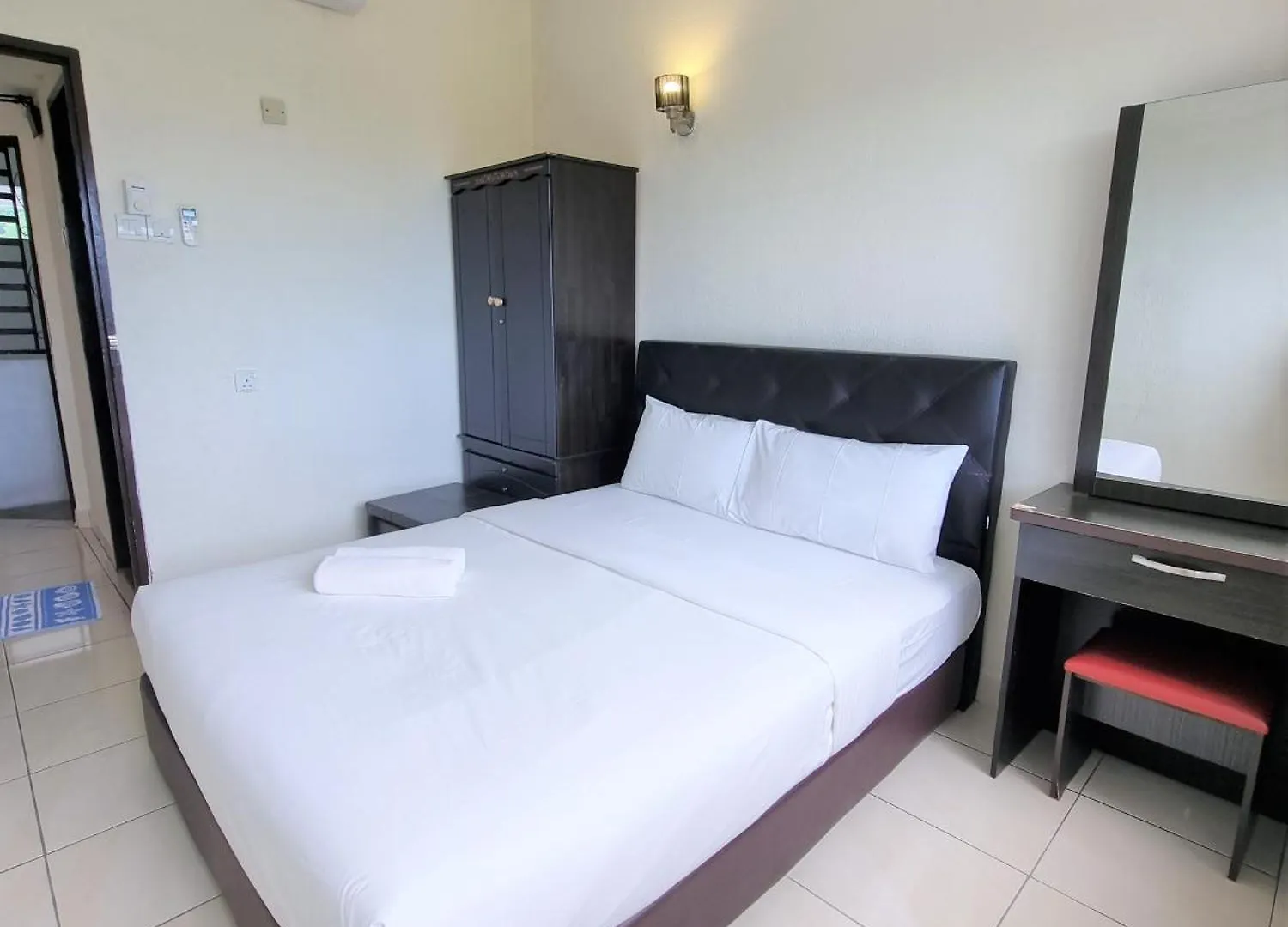 Aloka Seaview Apartment Batu Ferringhi