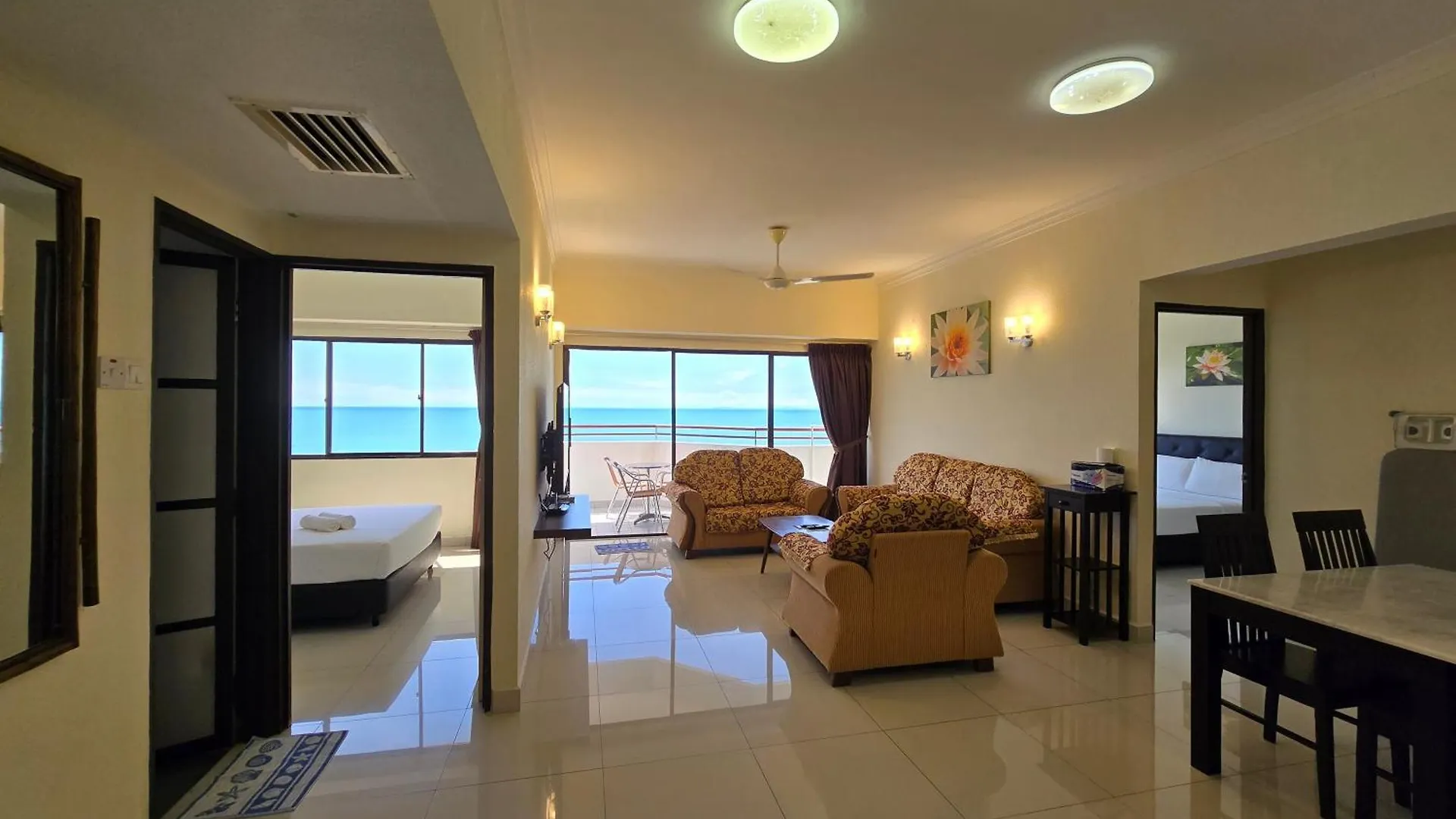 Aloka Seaview Apartment Batu Ferringhi