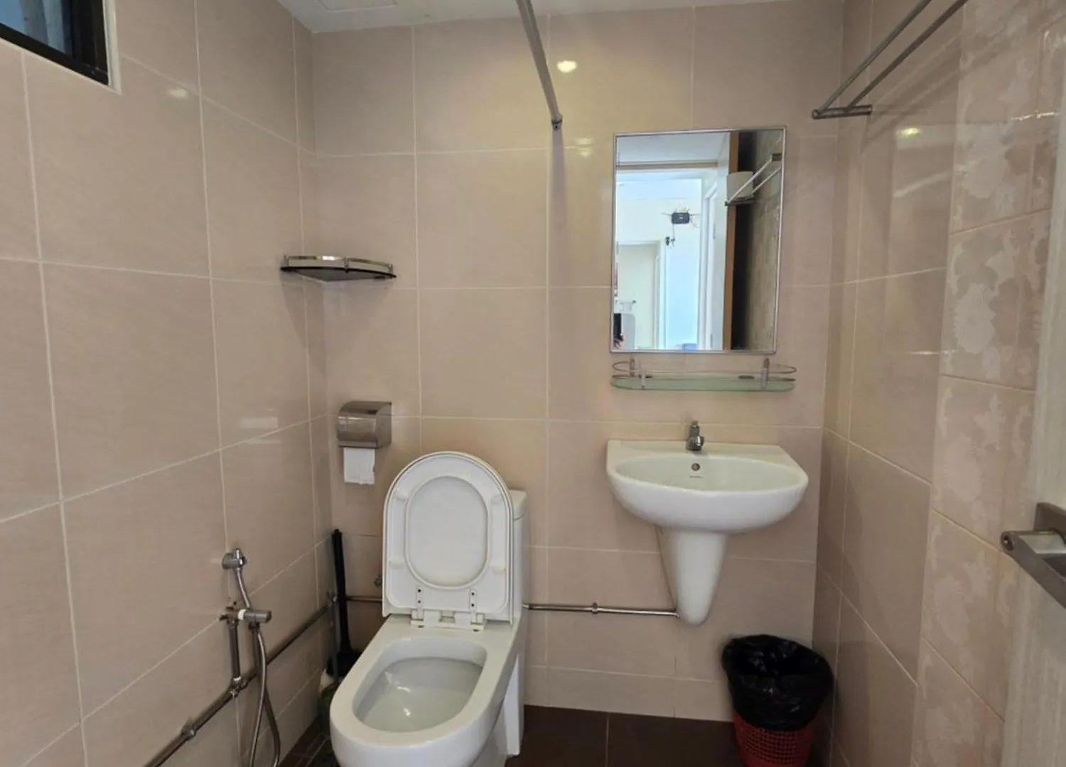 Aloka Seaview Apartment Batu Ferringhi