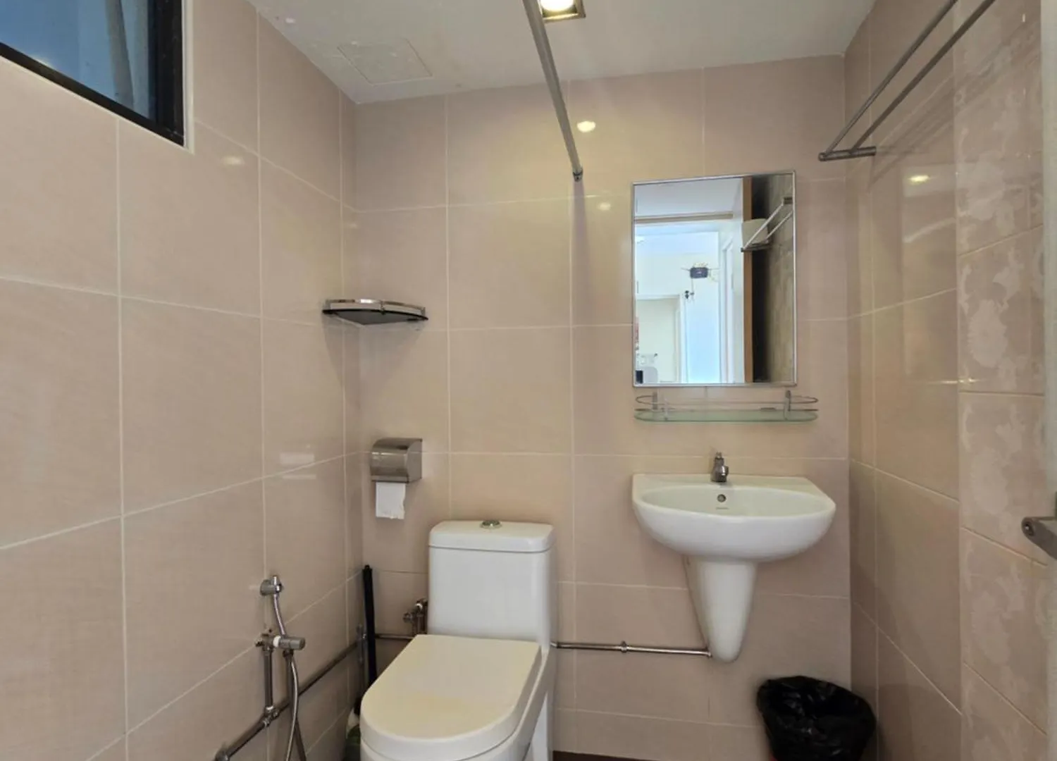 Aloka Seaview Apartment Batu Ferringhi