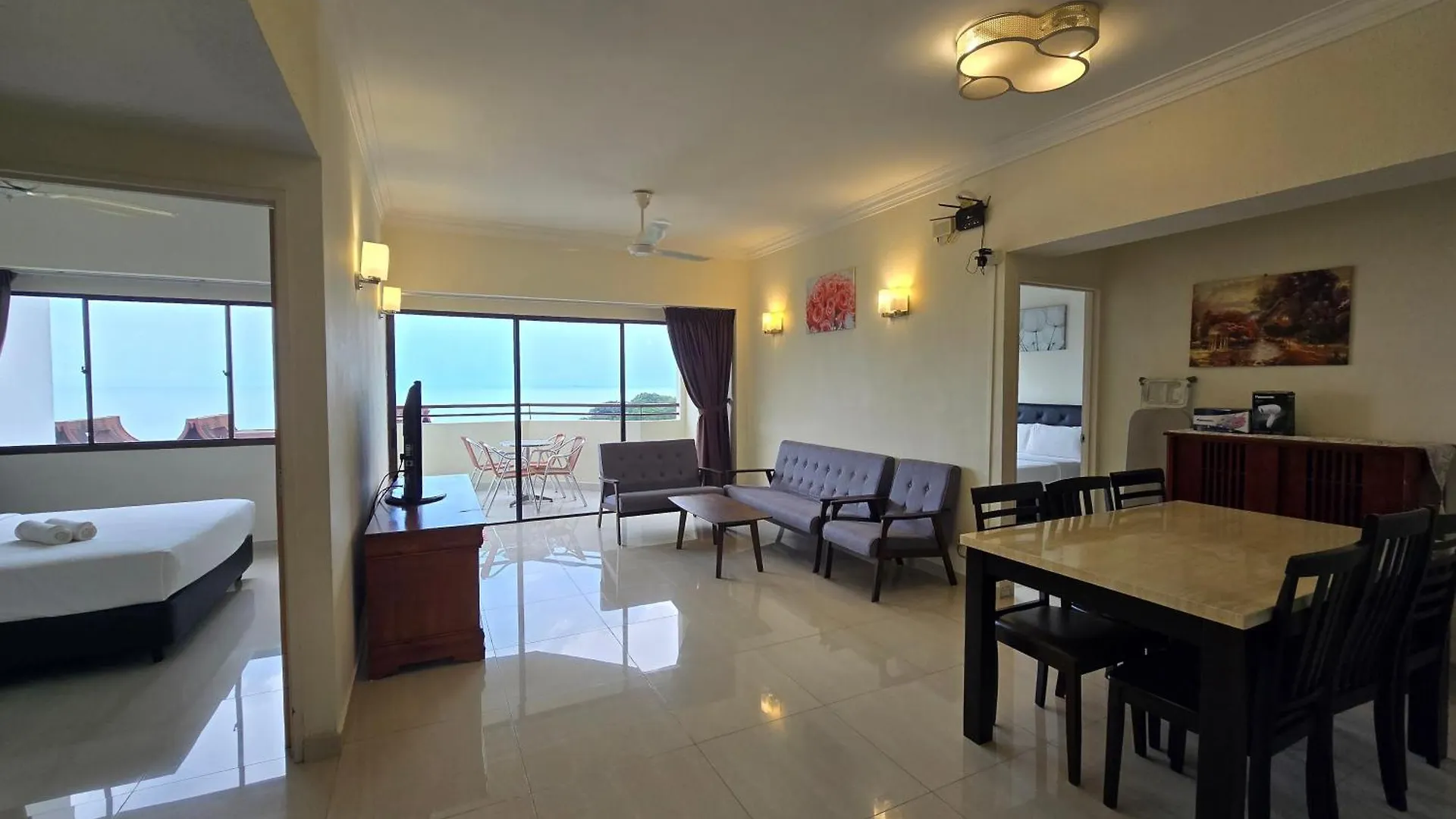 Aloka Seaview Apartment Batu Ferringhi