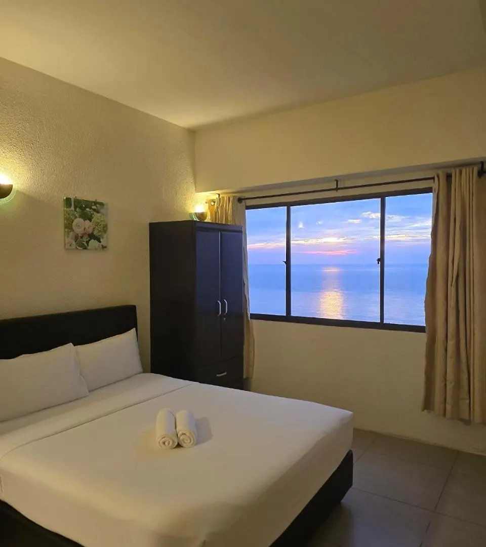 Aloka Seaview Apartment Batu Ferringhi